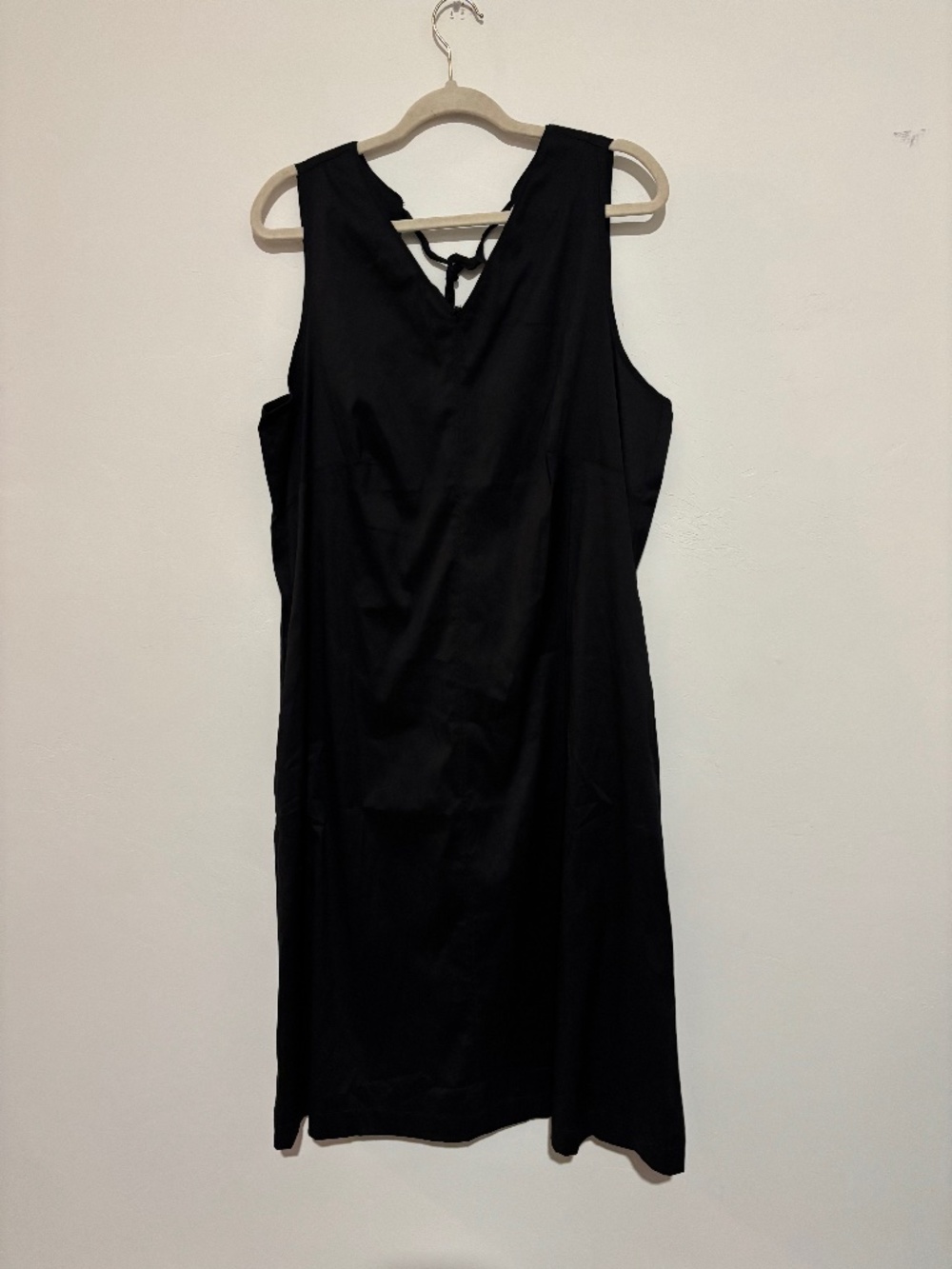 Chico's New With Tags Black Sleeveless Shift Dress - Size 2 (L/12) - Midi
